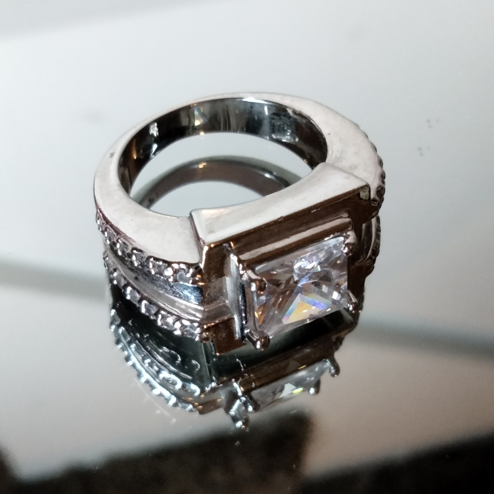 Chunky Silver Statement Ring - Picture 10 of 11